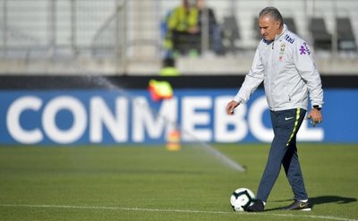 Tite: “Fernandinho no está en condiciones”