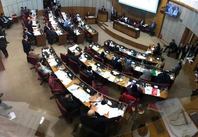 Senado analiza hoy terna para ministro de la Corte