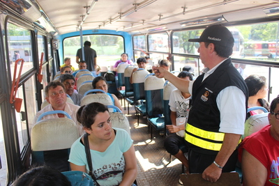 Instan a choferes a gestionar un permiso para transportar visitantes a la Expo