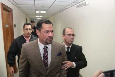 Fiscalía pide revocar libertad del diputado Ulises Quintana