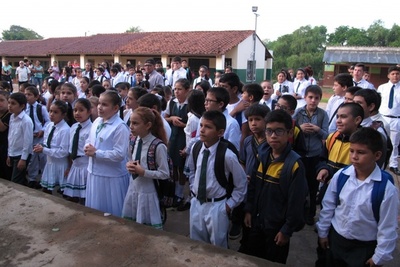 Fin de las vacaciones: Este lunes retoman las clases en instituciones públicas