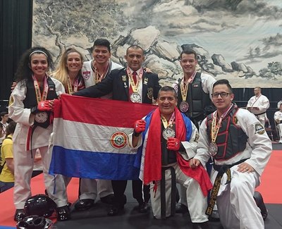 Delegación de taekwondo consiguió 22 medalles en competencia en EE.UU