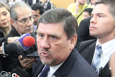 Presidente del Congreso no descarta posible expulsión de Cubas: "Si hay reincidencia podría aplicarse expulsión"