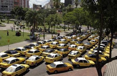 Taxistas amenazan con “sitiar” Asunción y otras ciudades, desde este martes