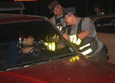 Pescan a 274 conductores ebrios en las rutas