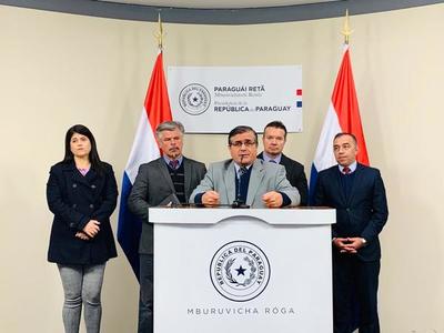 René Fernández afirma compromiso de impulsar lucha frontal contra corrupción