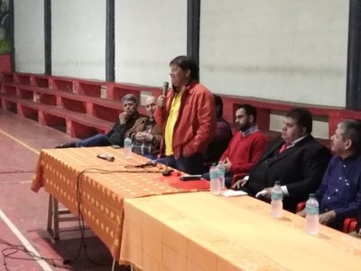 Ante "intención de desestabilizar" a Gobierno, seccionaleros apoyan a Mario Abdo tras acuerdo bilateral