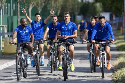 Alderete y Riveros desean seguir en la Champions