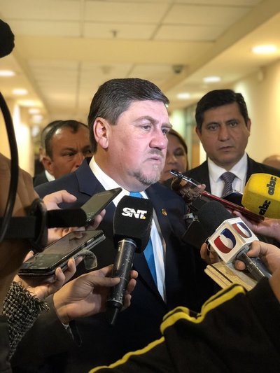 Llano asegura que 'no le quita el sueño' la posibilidad de ser presidente de la República