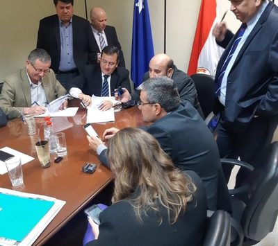 PLRA, consciente de que situación se complicó, impulsará hoy juicio político en cámara baja