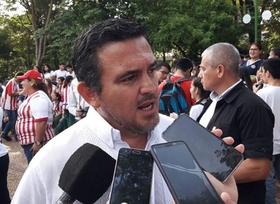 Sobre recursos del Fonacide: 'tenemos muy buen trabajo con gobernadores e intendentes', dice ministro