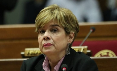 HOY / Desirée Masi dice que Abdo se aplazó en el manejo de la crisis