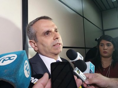 La fiscala Teresa Sosa está actuando como abogada de Kriskovich, según abogado