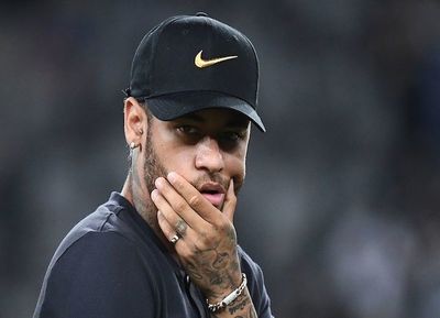 Neymar entrena aparte con el PSG