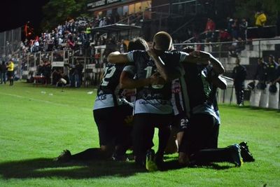 A la sombra del superclásico