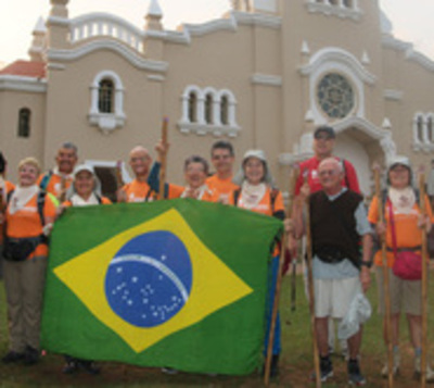 Recorrerán por un mes el 'Camino de las Misiones' a pie