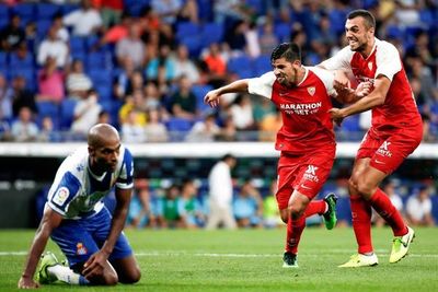 La pegada del Sevilla se impone al Espanyol