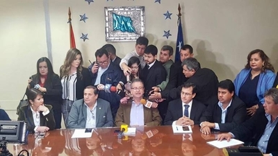 HOY / Oposición pide tratar el juicio político este miércoles