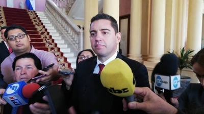 HOY / Abdo con diputados Añetete y Honor Colorado: fin de crisis política, ahora es la economía