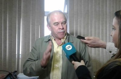 Tras 19 años, hoy debe iniciarse juicio oral contra Walter Bower por tortura