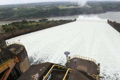 Empresario interesado en energía de Itaipú fue condenado en Brasil en un juicio por casi US$ 170 millones