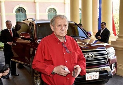 Galaverna reconoce que gobernabilidad de Abdo está golpeada pero afirma que la crisis ya fue superada