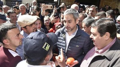 Abdo recorre Misiones con apoyo de Yacyretá
