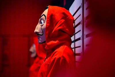 Neymar, un monje brasileño para “La casa de papel”