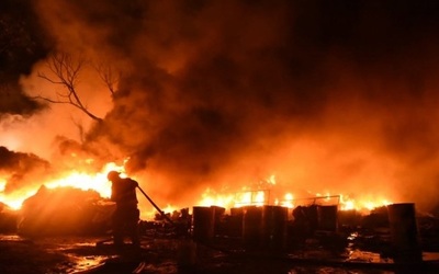 Controlan incendio en fábrica de Capiatá