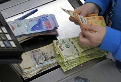 Argentina: la inflación le ganó a los salarios por primera vez desde 2002