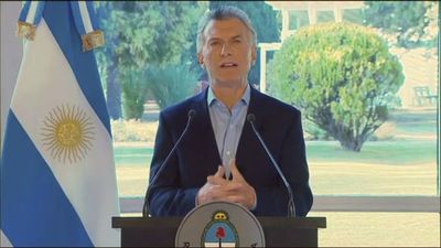 Macri promete “seguir tomando decisiones que hagan falta” para estabilizar economía