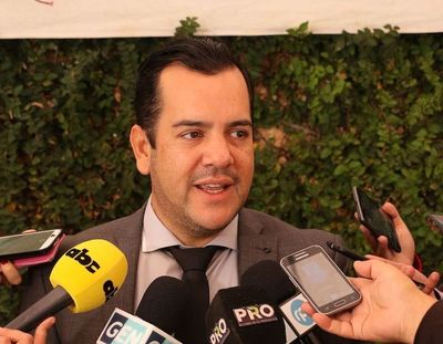 Productores rumbo al tractorazo para revertir designación de Friedmann: “Este señor no tiene una pizca de honestidad”