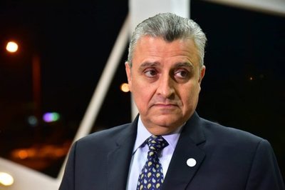 Familiares de Policías marcharán para exigir la salida de Villamayor
