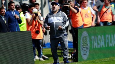 Derrota del Gimnasia de Maradona y Boca Juniors lidera el fútbol en Argentina