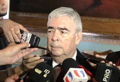 Saguier Caballero comparecerá hoy ante la Bicameral del caso Itaipú