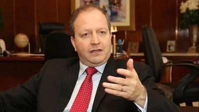 Economista advierte que una cesación generará más problemas e insta a mejorar el gasto público