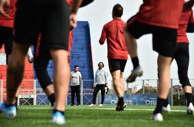 Tridente guaraní para el clásico
