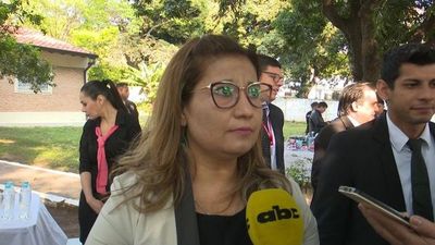 Jueza evita responder sobre libertad a reclusa condenada por abuso