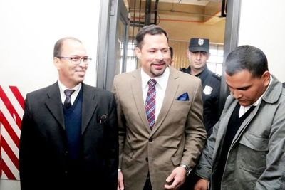 Jueza cita al diputado Quintana, quien podría volver a la cárcel