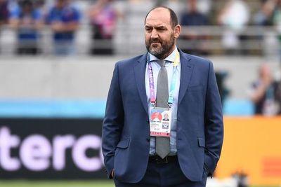 Ledesma pide disculpas por críticas al árbitro