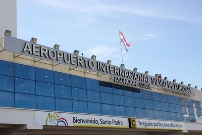Fin del lujo: funcionarios públicos ya no viajaran en clase ejecutiva