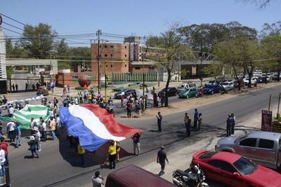La UNA sigue movilizada esperando que Hacienda remita expediente al Parlamento