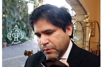 Asediado por críticas a su proyecto antiescrache diputado lo retira, y los huevos seguirán “lloviendo”