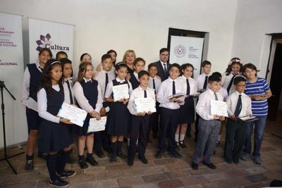 Ganadores del Concurso Kamba recibieron sus premios