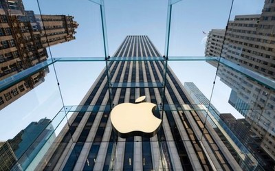Un ruso demanda a Apple por “convertirlo en gay"