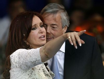 ¿Soltero? ¿kirchnerista?: Tinder K para buscar pareja peronista