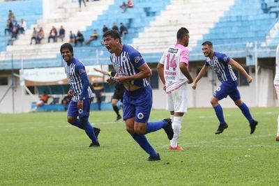 El 12 de Octubre asume el liderato