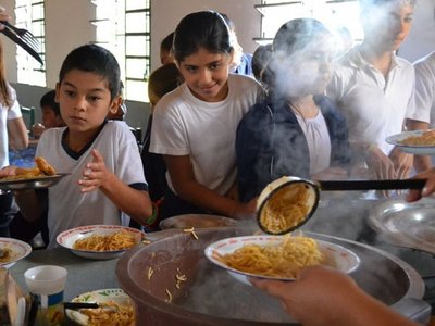 Estudian modificación de Fonacide para evitar atrasos en almuerzo escolar
