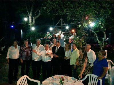 Folcloristas del Paraguay celebran primer aniversario