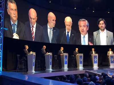La deuda, tema fuerte en el debate entre presidenciales en Argentina